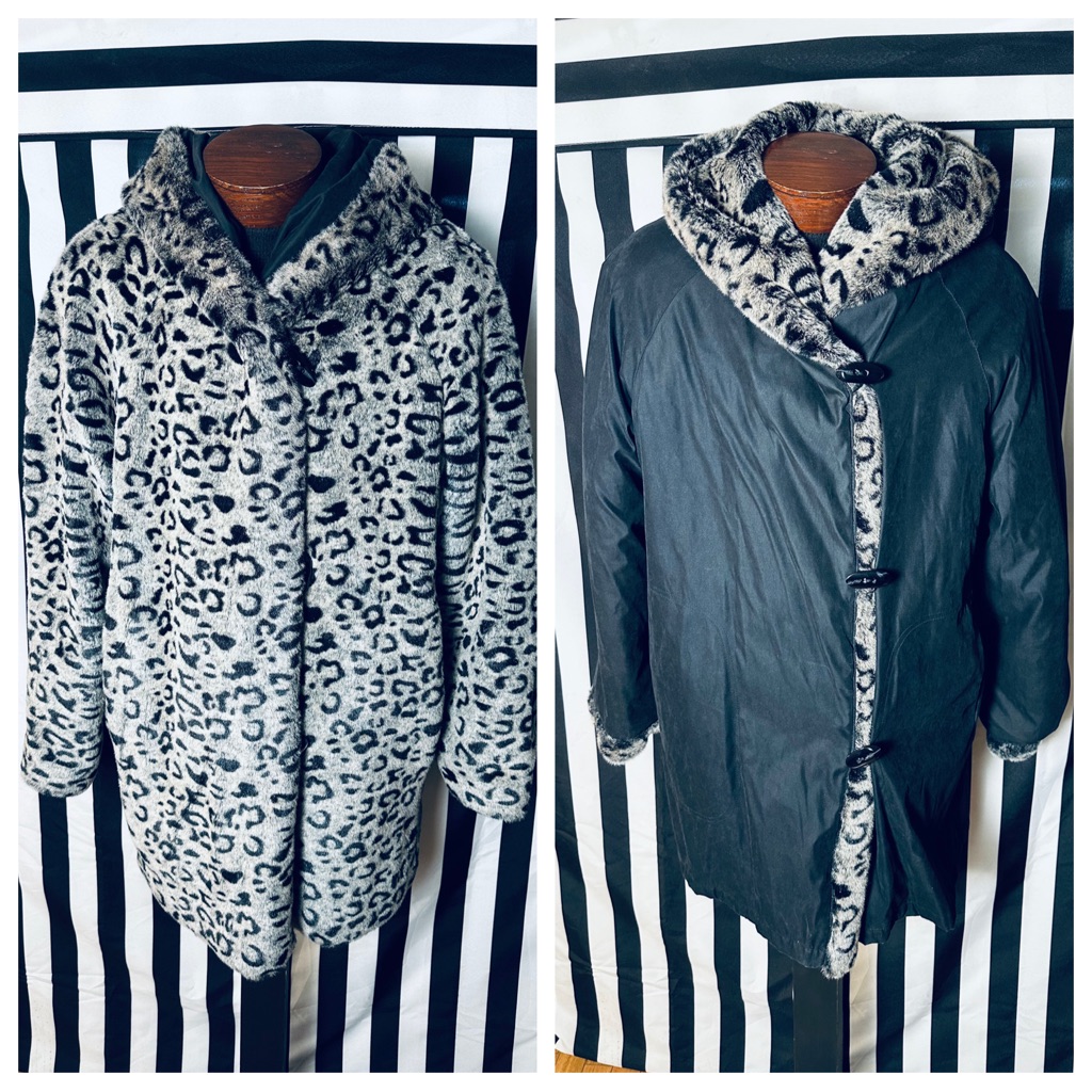 Jones New York Reversible Faux Fur Coat And Raincoat W/ Faux Fur Lining